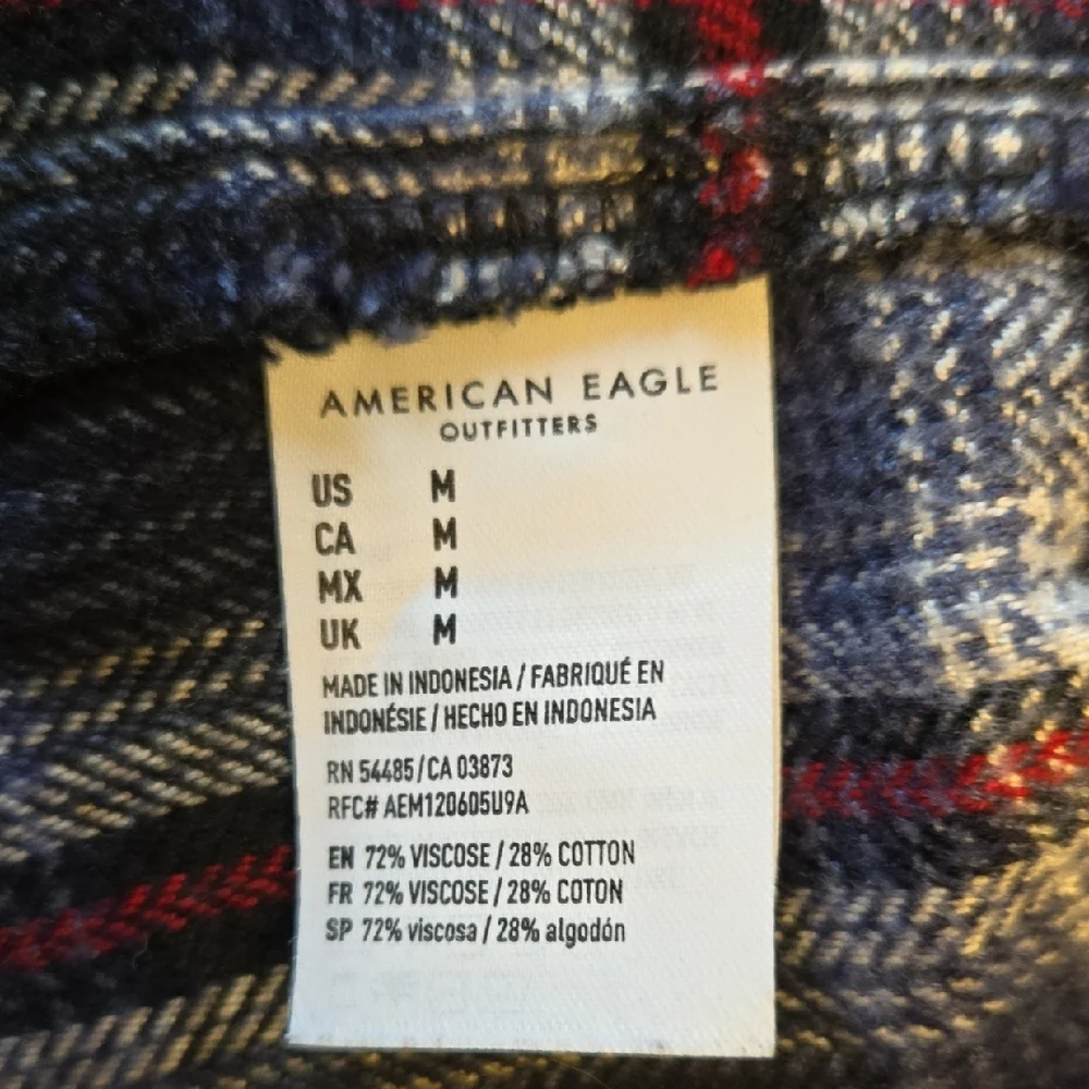 American Eagle Outfitters Navy Plaid Button Down Shirt - Picture 3 of 6